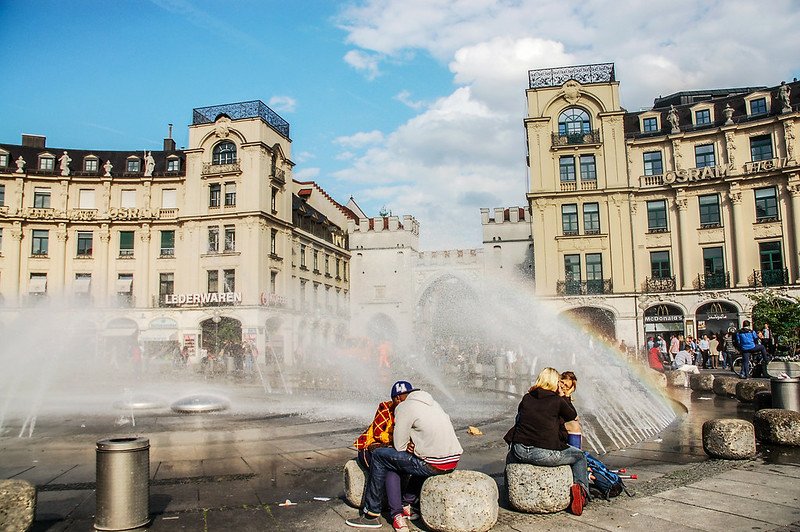 卡爾廣場(Karlsplatz) 1