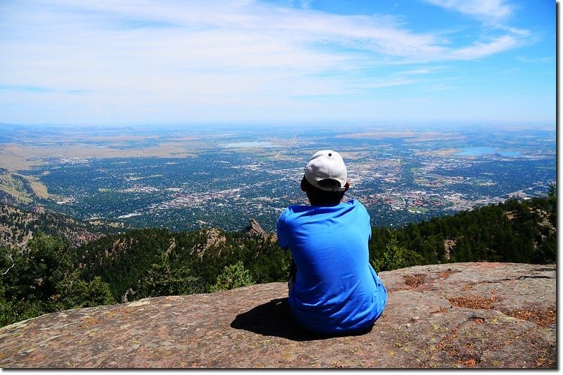 Overlooking Boulder downtown from Green Mountain 6