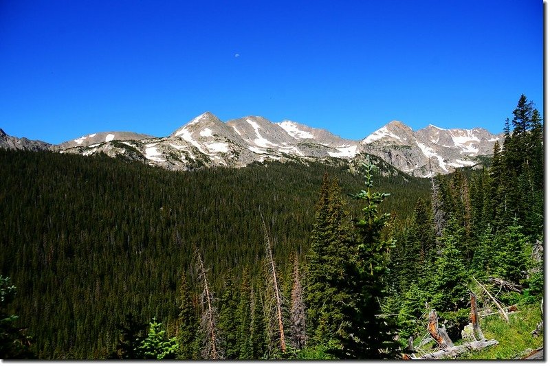 Mountain view from Arapahoe Pass Trail 3