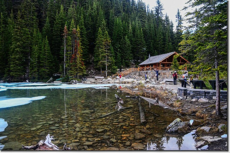 Lake Agnes Teahouse (2)