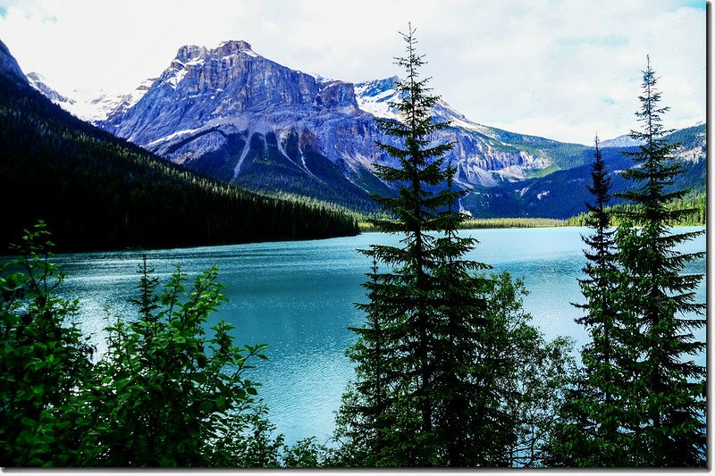 Emerald Lake and Michael Peak in Yoho National Park 2