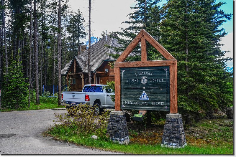 HI-Lake Louise Alpine Centre (Canadian Alpine Centre International Hostel) 1