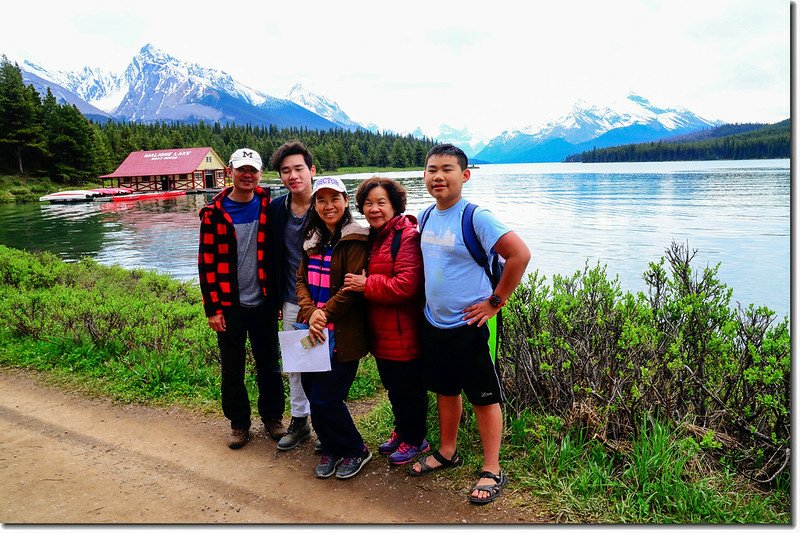 Maligne Lake, Jasper National Park (4)