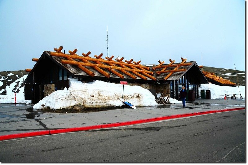 Alpine Visitor Center 1