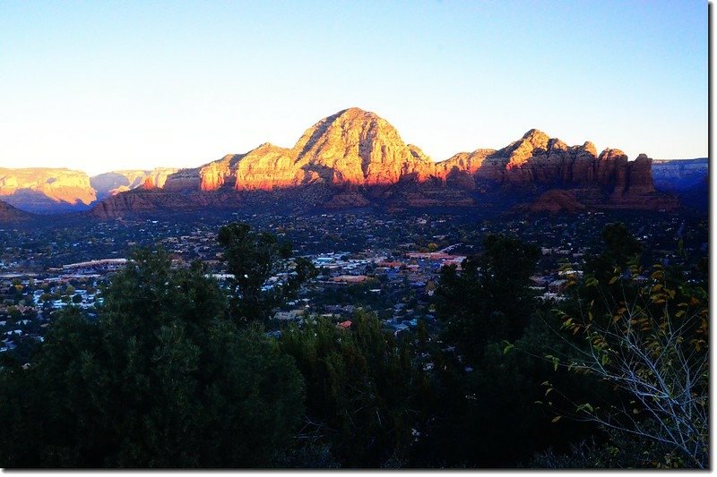 View of Sedona from the Airport Mesa upper scenic overlook 2