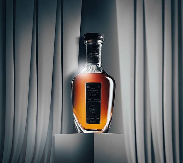 G&amp;M_1952 from Glen Grant Distillery_JUBILEE_Bottle Wide_LR