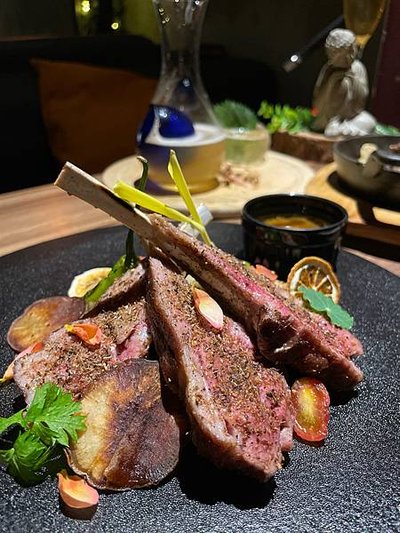 離城．放感情｜捷運六張犁站 隱身巷弄中老宅風格餐酒館．精緻餐