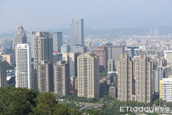 ▲買進信義計劃區的新豪宅客，分為3種世代，專挑國際級大師作品出手。（圖／記者湯興漢攝）.jpg