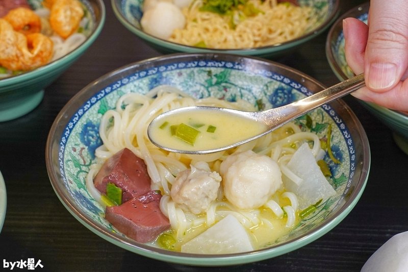 32綠咖哩河粉.jpg
