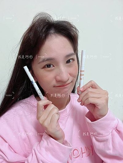 I’M MEME 我愛閃閃星辰持久眼影筆｜HOLIKA HOLIKA 臥蠶陰影筆