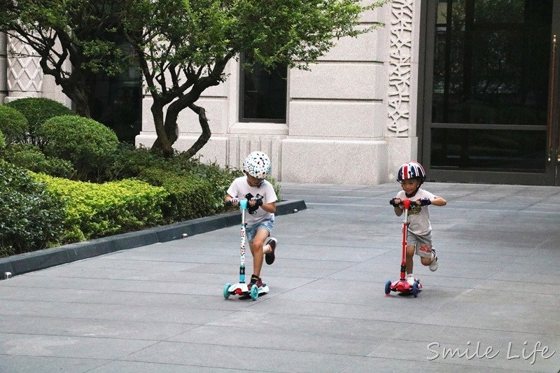 ▌10/23維媽開團預告▌超質感。英國Kiddimoto兒童平衡滑步車+炫光摺疊滑板車PLUS（2019全新升級）