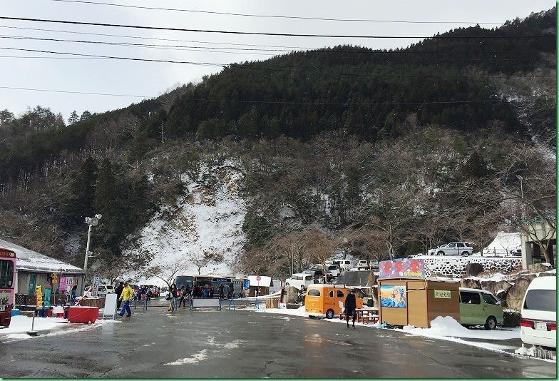 20150209_03 接駁車到滑雪場 525s