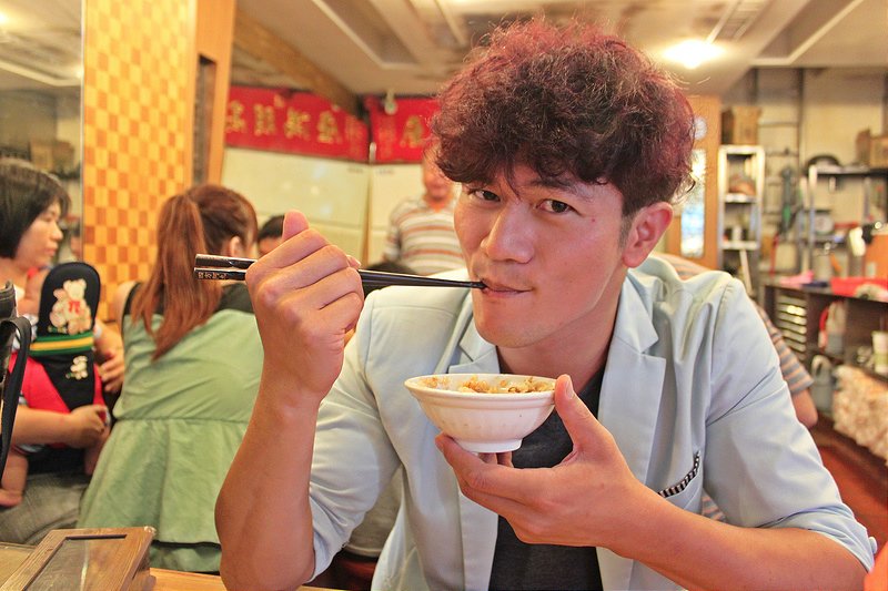 17度C。必訪龍山寺美食 (33)