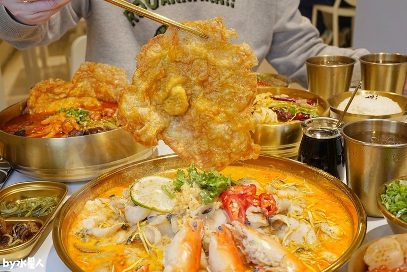 初酸那個魚：台中酸菜魚個人鍋專賣，全台唯一螺螄魚，現撈活體泰
