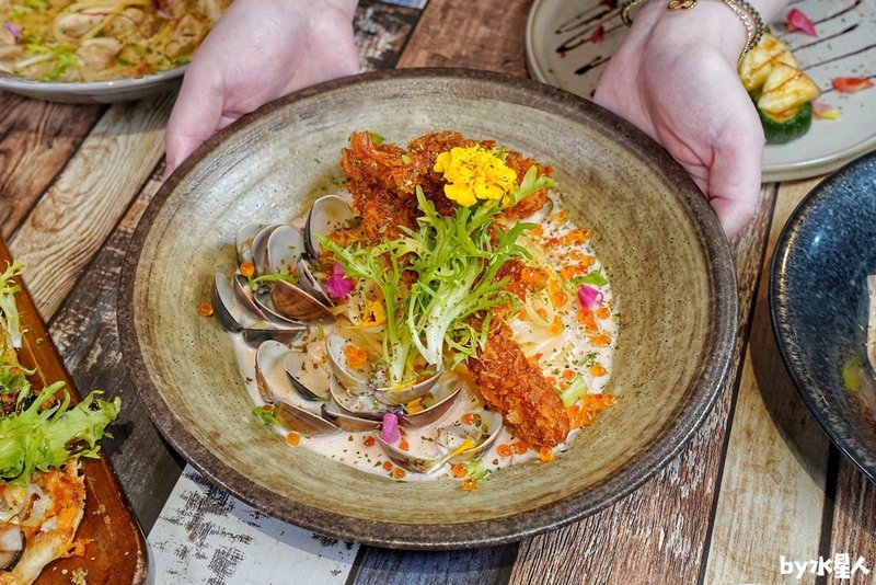 瑰覓Gui Mi：台中逢甲義大利麵燉飯，浮誇擺盤大份量，自家