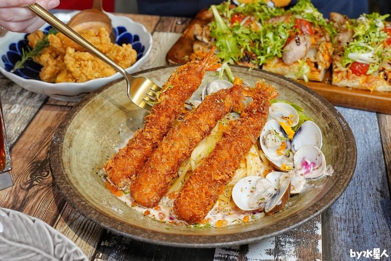 瑰覓Gui Mi：台中逢甲義大利麵燉飯，浮誇擺盤大份量，自家
