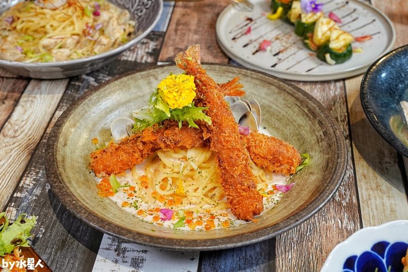 瑰覓Gui Mi：台中逢甲義大利麵燉飯，浮誇擺盤大份量，自家
