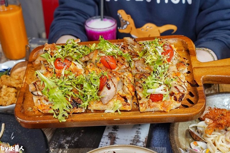 瑰覓Gui Mi：台中逢甲義大利麵燉飯，浮誇擺盤大份量，自家