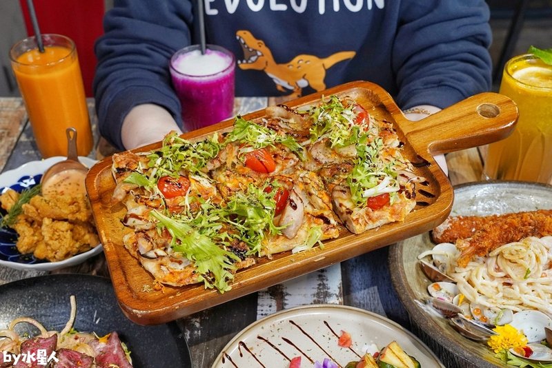 瑰覓Gui Mi：台中逢甲義大利麵燉飯，浮誇擺盤大份量，自家