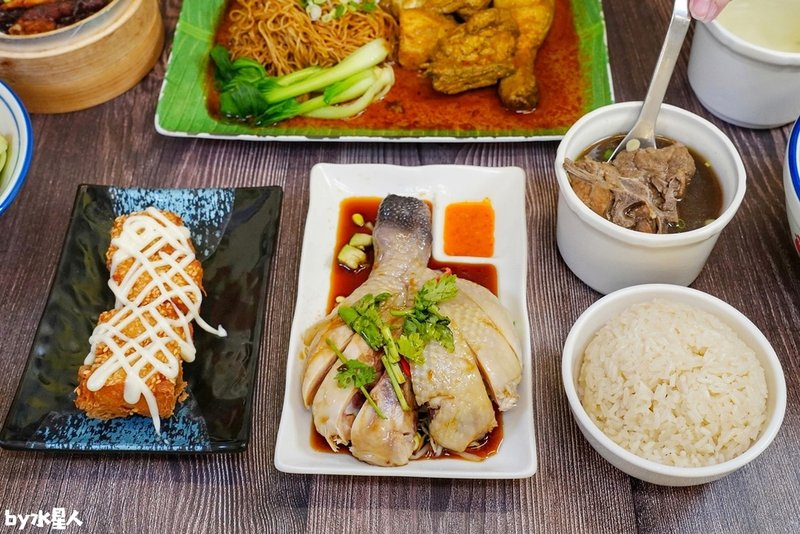 新馬小廚：台中海南雞飯推薦，老闆是馬來西亞人，新加坡叻沙麵、