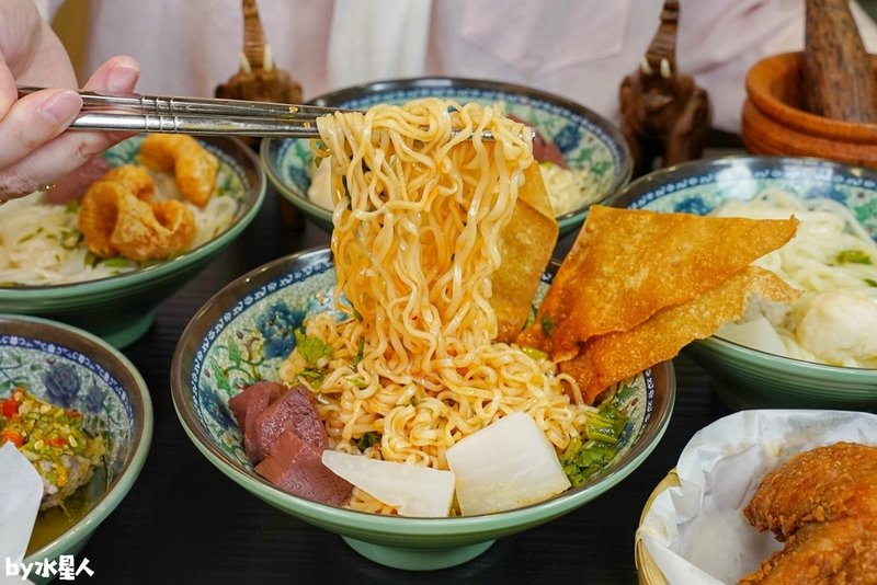 34冬蔭酸辣面.jpg
