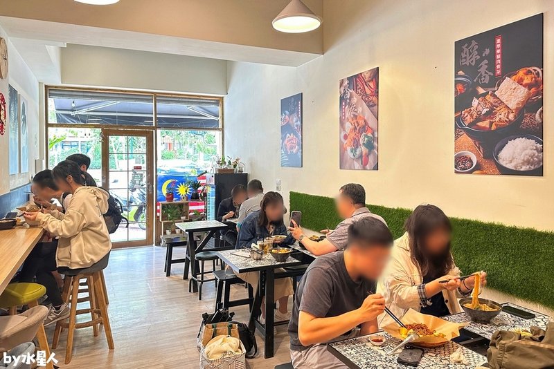 麻坡郎南洋風味小館｜台中馬來西亞料理推薦，百元平價吃到大馬道