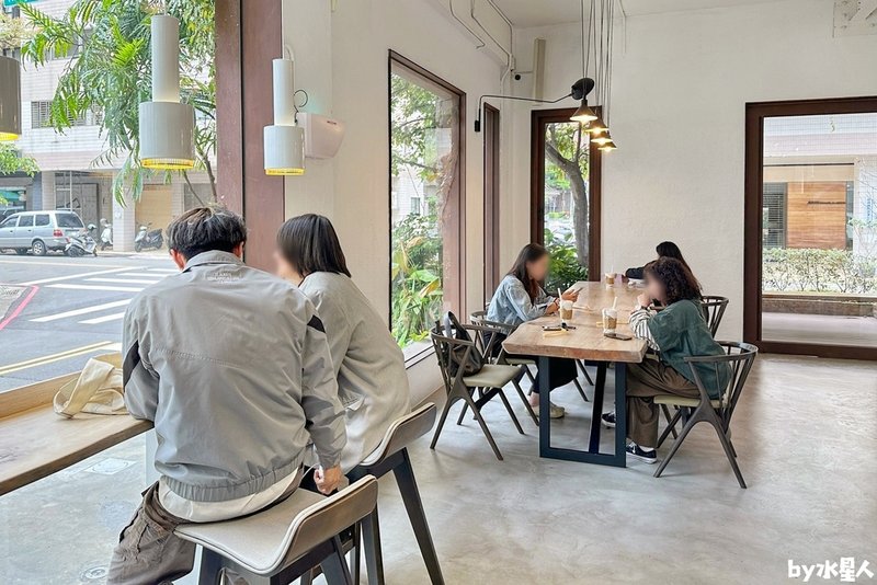吃茶三千：台中茶飲界精品，40年老宅改造絕美茶館，店內語音導