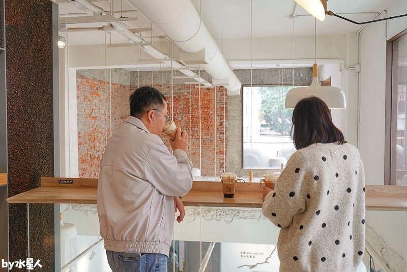 吃茶三千：台中茶飲界精品，40年老宅改造絕美茶館，店內語音導