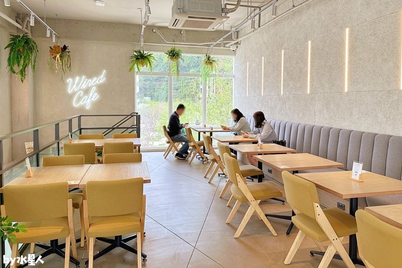 日月町複合式商場：南投埔里景點推薦，占地5千坪最美休息驛站，