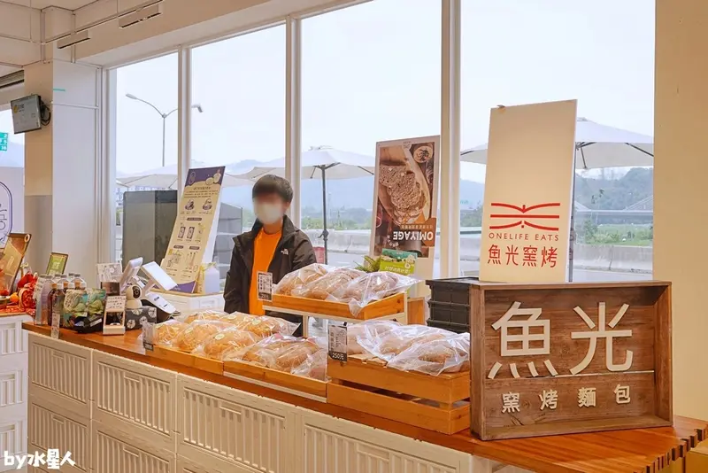 日月町複合式商場：南投埔里景點推薦，占地5千坪最美休息驛站，