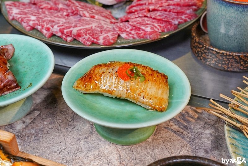 精誠壹山：台中燒肉推薦，全程專人代烤服務，壽星優惠招待海膽蛋