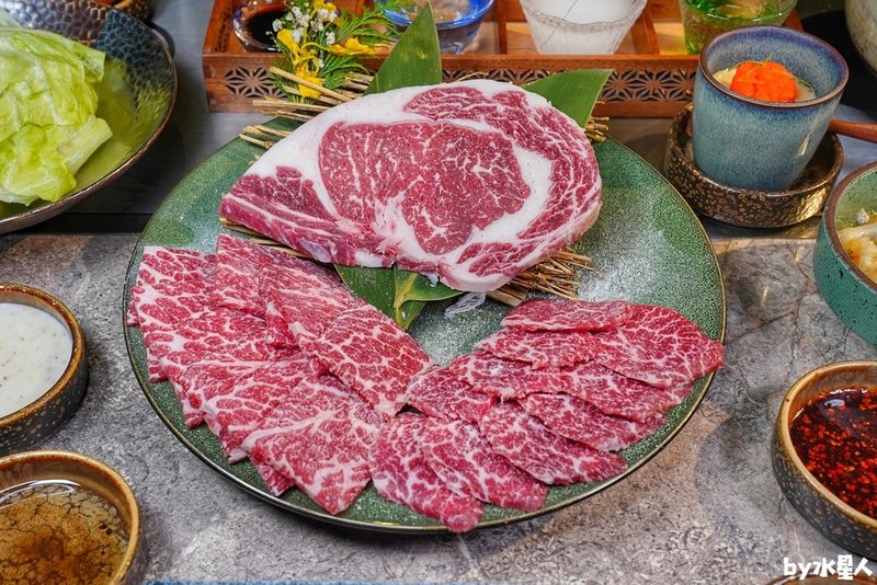 精誠壹山：台中燒肉推薦，全程專人代烤服務，壽星優惠招待海膽蛋