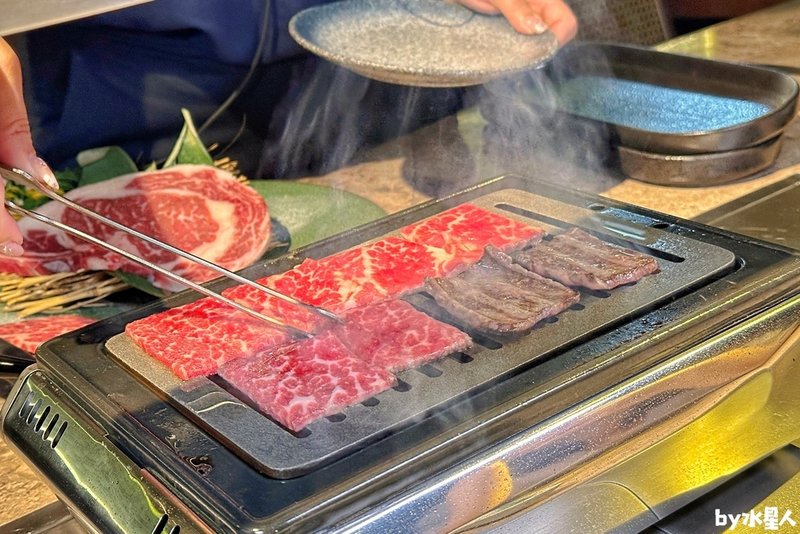 精誠壹山：台中燒肉推薦，全程專人代烤服務，壽星優惠招待海膽蛋
