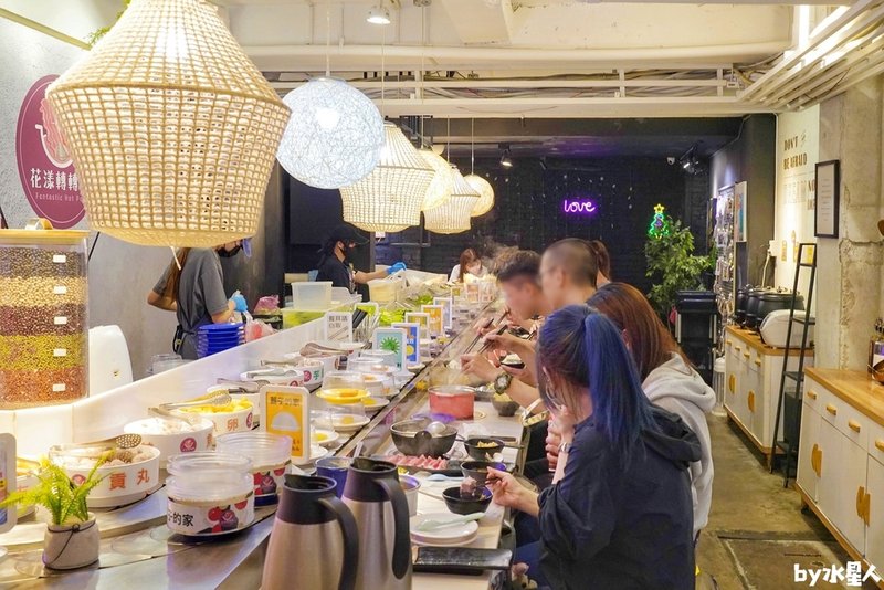 迴轉火鍋吃到飽199起！超過60種蔬菜、火鍋料、熟食、飯麵、