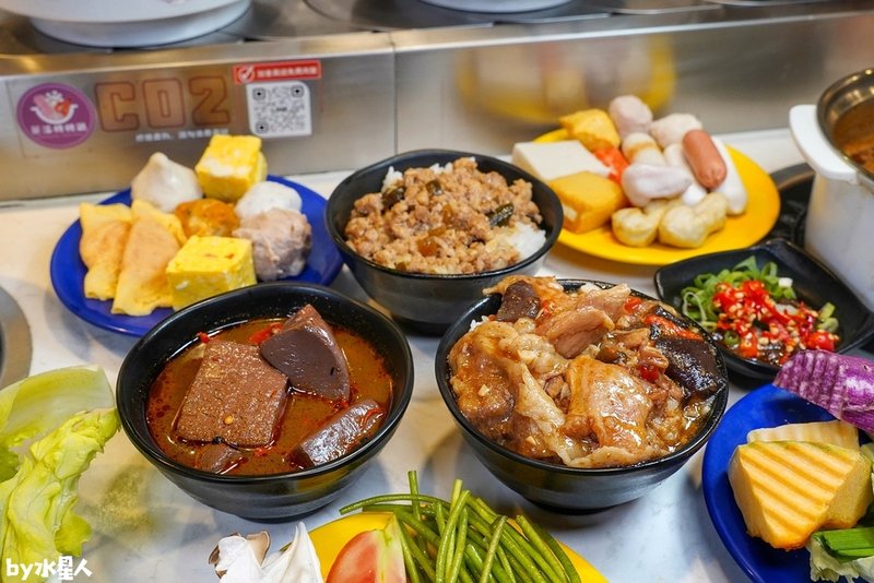 迴轉火鍋吃到飽199起！超過60種蔬菜、火鍋料、熟食、飯麵、