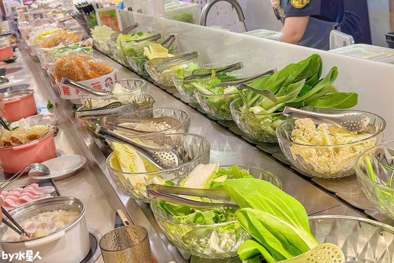 迴轉火鍋吃到飽199起！超過60種蔬菜、火鍋料、熟食、飯麵、