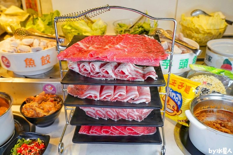 迴轉火鍋吃到飽199起！超過60種蔬菜、火鍋料、熟食、飯麵、