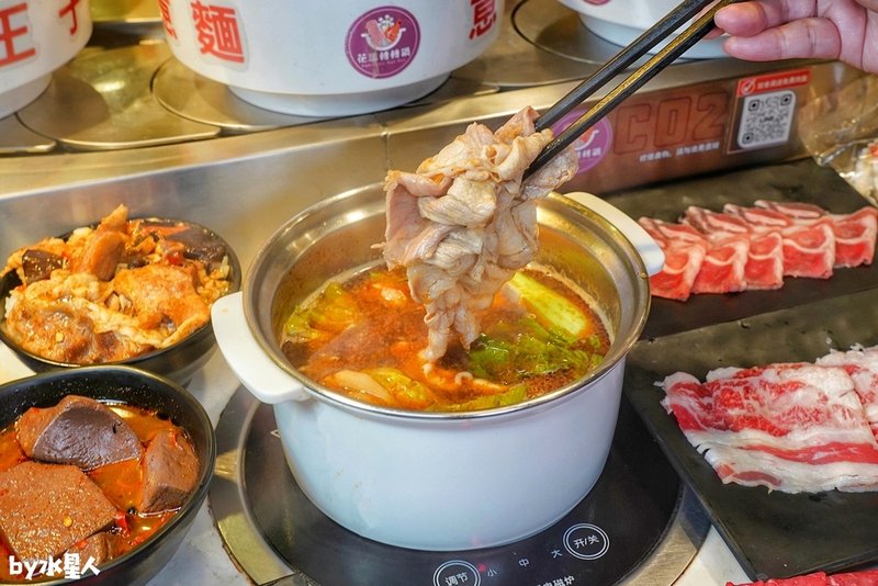 迴轉火鍋吃到飽199起！超過60種蔬菜、火鍋料、熟食、飯麵、