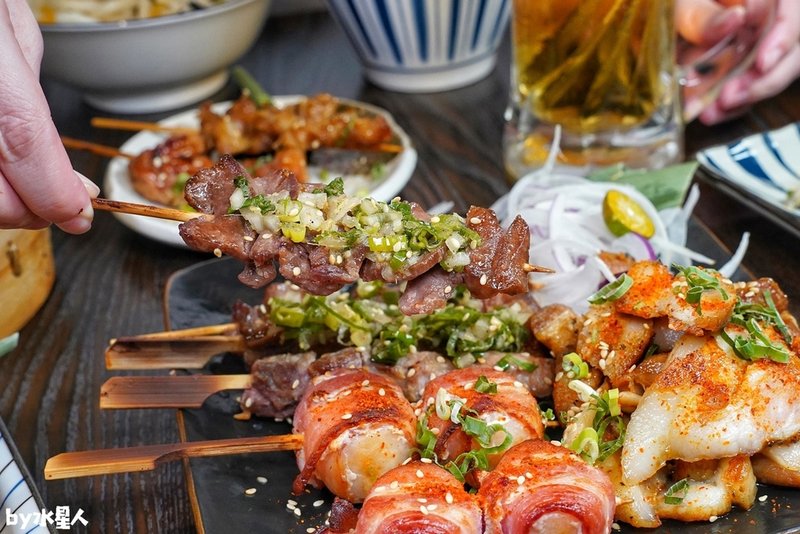 小小麥旅順店：北屯居酒屋推薦，平價烏龍麵串燒炸物鍋物，試營運