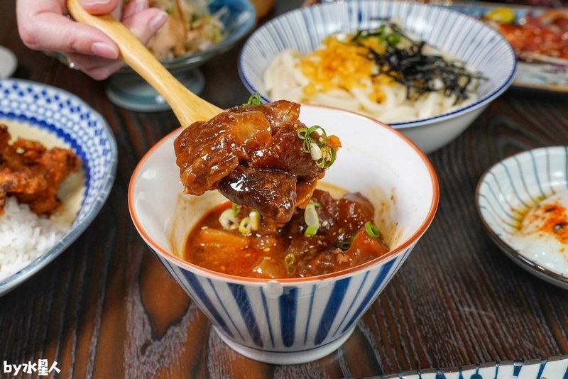 小小麥旅順店：北屯居酒屋推薦，平價烏龍麵串燒炸物鍋物，試營運