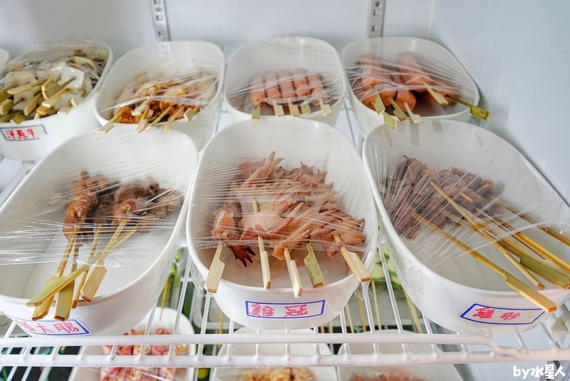 川麵道總店（昌平路）台中唯一大陸燒烤美蛙魚頭鍋專賣，總老闆主
