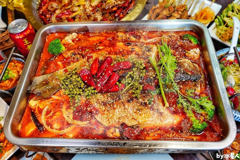 川麵道總店（昌平路）台中唯一大陸燒烤美蛙魚頭鍋專賣，總老闆主