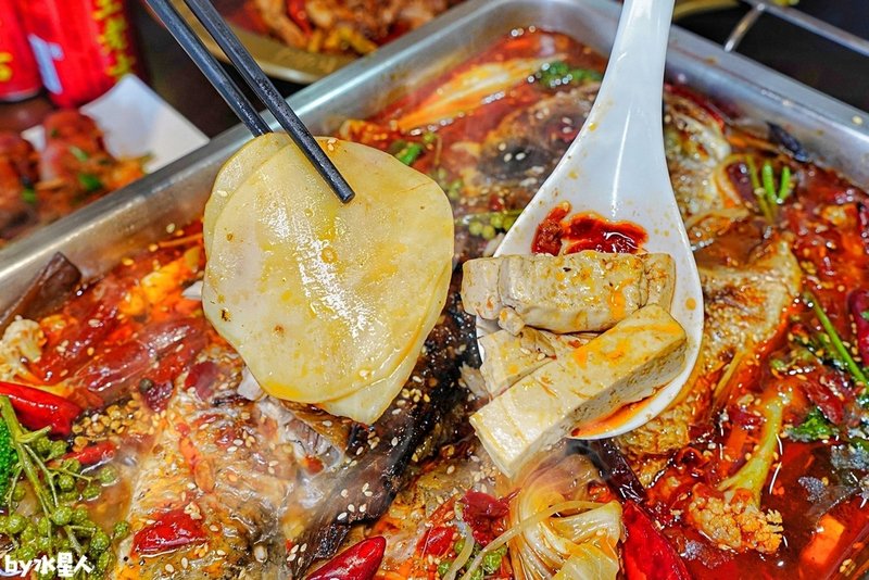 川麵道總店（昌平路）台中唯一大陸燒烤美蛙魚頭鍋專賣，總老闆主