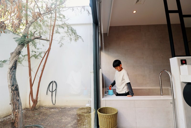 嘉義│棒棒積木飯店。專屬電動車開到退房、超大親子主題房、暢玩