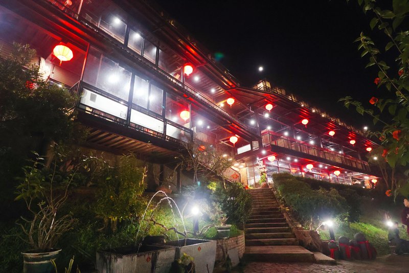 嘉義｜雲登景觀飯店。遠離塵囂到阿里山腳下住一晚、高爾夫揮桿場