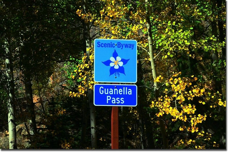 Guanella Pass road and sign