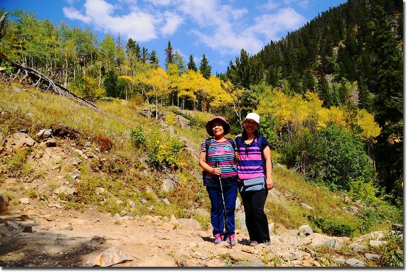 Taken from the trail up to Lost Lake, aspen leaves are turning yellow 3