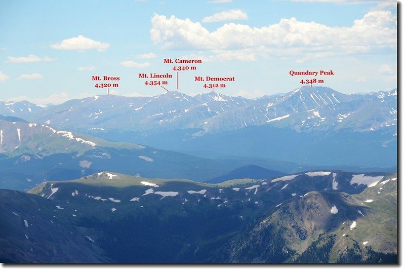 Looking SW to Mosquito Ranges from Grays peak 2-1