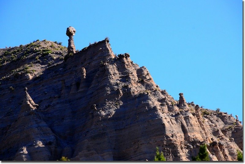 Unusual rock formations along the Slot Canyon Trail (1)