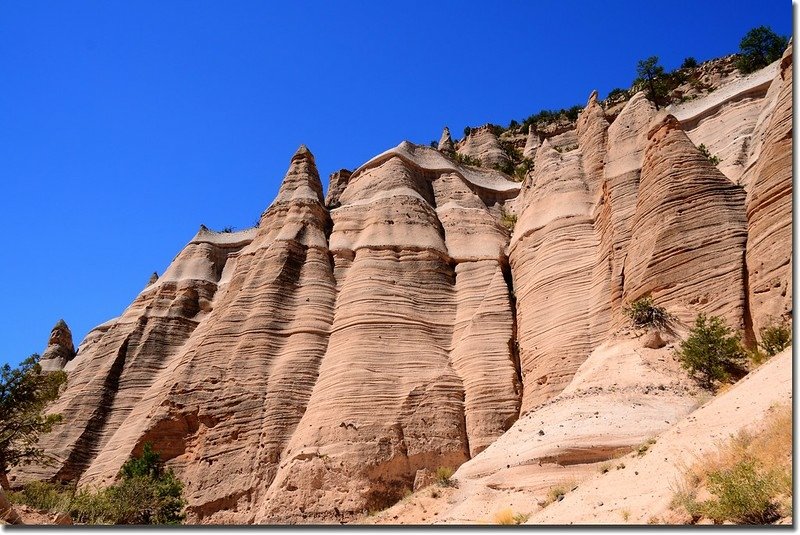 Unusual rock formations along the Slot Canyon Trail (25)